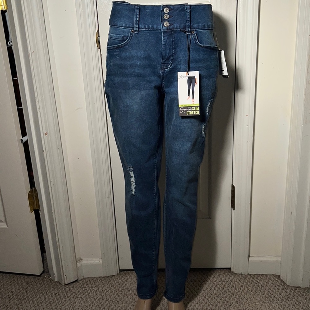 Royalty Signature slim stretch jeans size 10 nwt